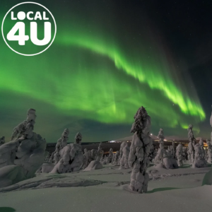 Tour de Northern Lights and Santa Claus Village, Rovaniemi by Local4U
